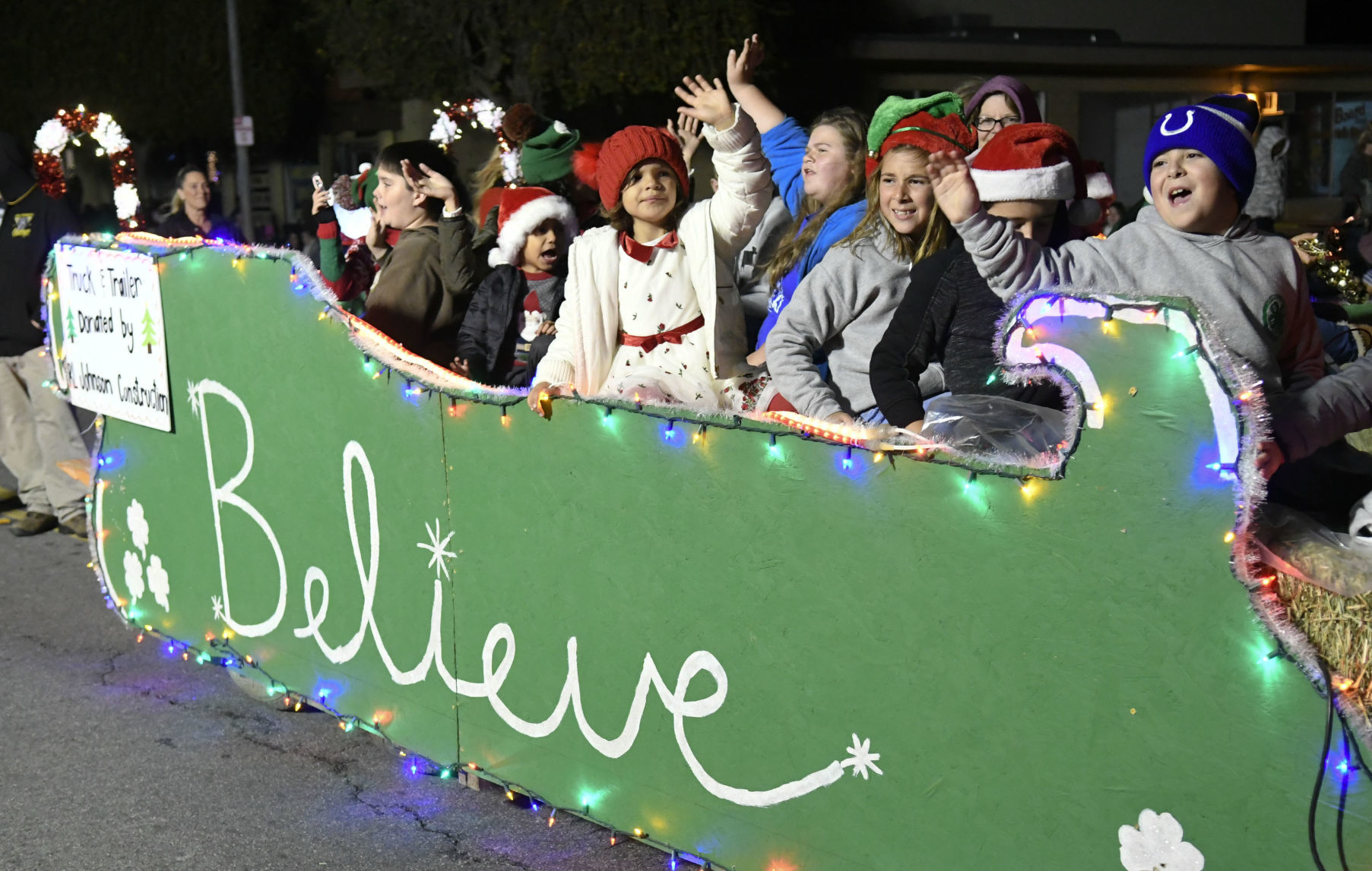 120619 Lompoc Christmas Parade 04.jpg